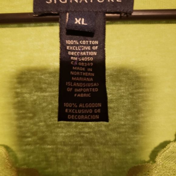 Green Blouse - Picture 2 of 2